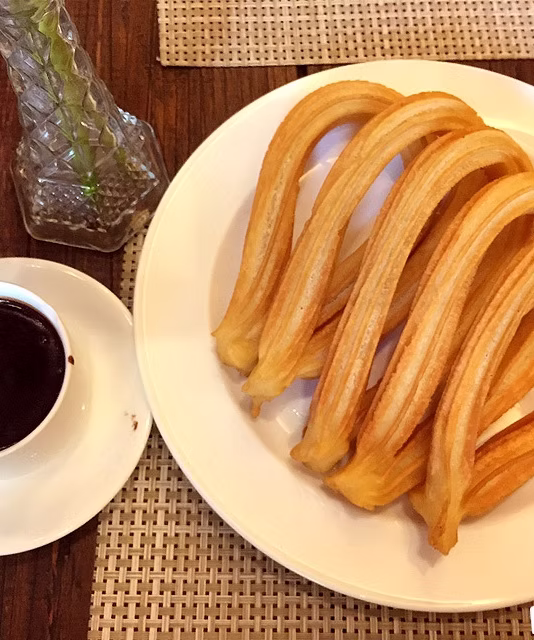 dipping churros